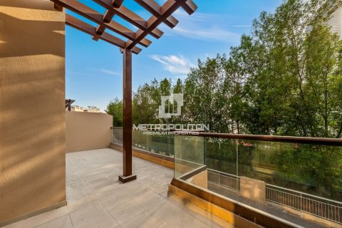 Townhouse de 4 dormitorios No. 128774 16