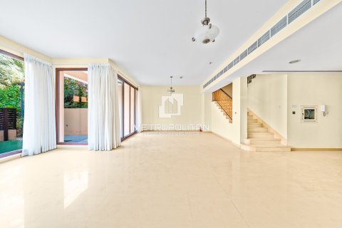 Townhouse de 4 dormitorios No. 128774 3