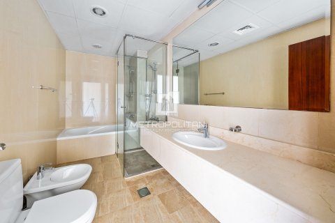 Townhouse de 4 dormitorios No. 128774 10