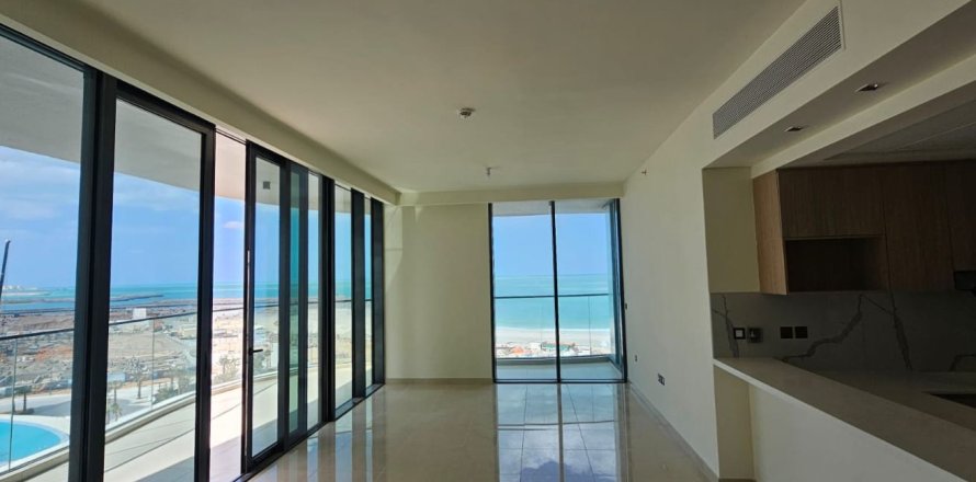 2 bedrooms Apartment in Ras Al Khaimah, UAE No. 183748