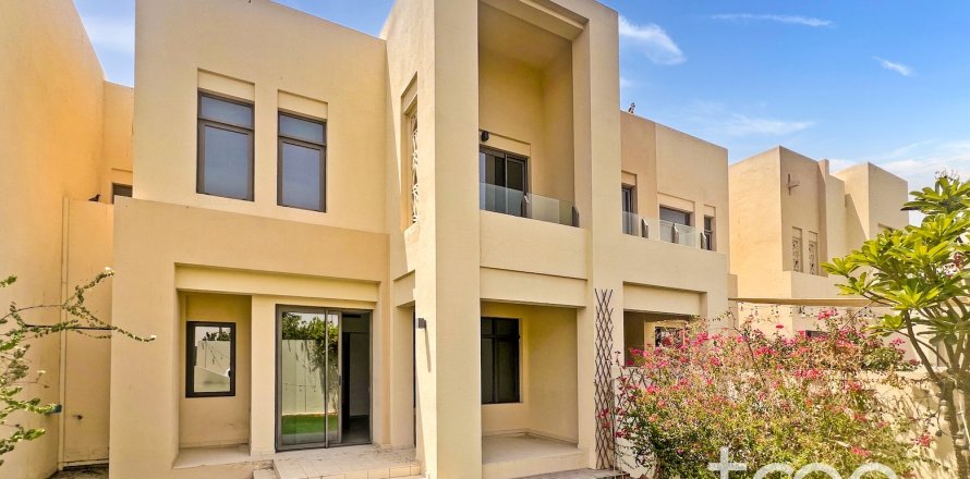 Townhouse de 3 dormitorios en Mira Oasis 3, UAE No. 188078