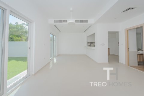 3 bedrooms Townhouse in Dubai, UAE No. 188077 3