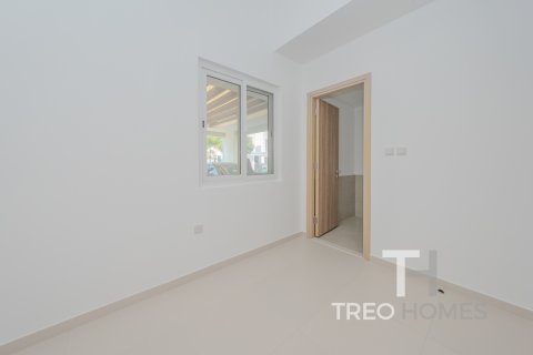 3 bedrooms Townhouse in Dubai, UAE No. 188077 5