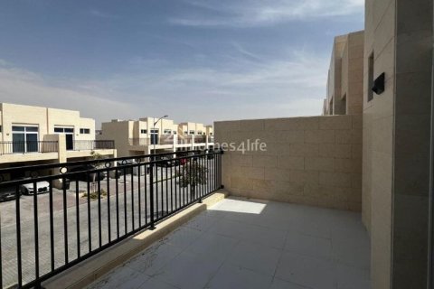 4 غرف نوم تاون هاوس في داماك هيلز (أكويا باي داماك), الإمارات العربية المتحدة رقم 186800 8