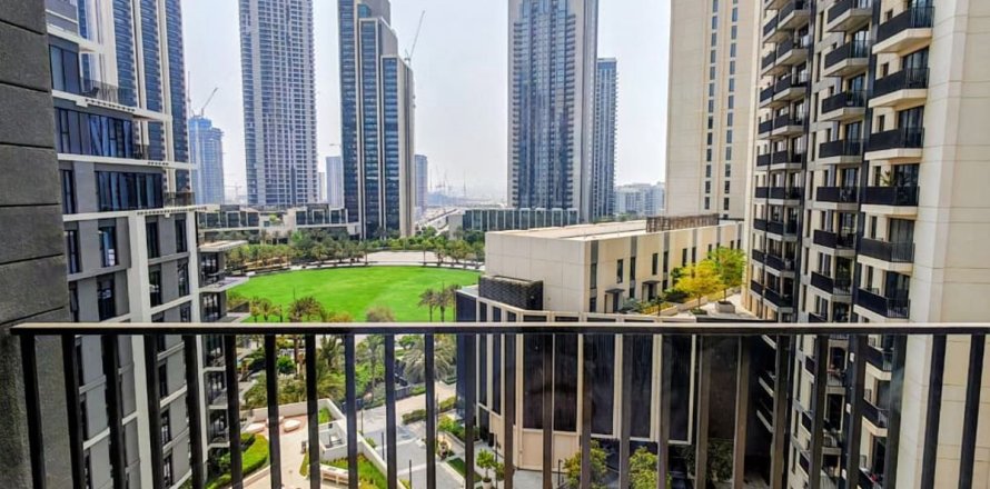 Appartement de 2 chambres à Dubai, UAE No. 200196