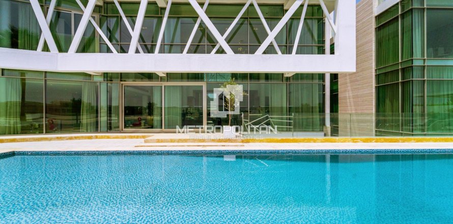 10 bedrooms Villa  No. 128415