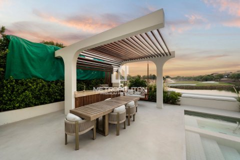 Вилла с 5 спальнями №128412 22