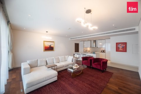 Квартира с 2 спальнями в City Walk, ОАЭ №148720 3