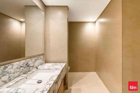 2 bedrooms Apartment in Dubai, UAE No. 148716 7