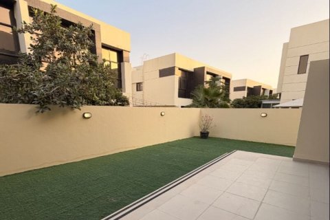 Вилла с 3 спальнями в DAMAC Hills (Akoya by DAMAC), ОАЭ №160480 20
