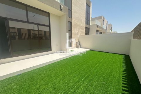 4 غرف نوم تاون هاوس رقم 129104 3