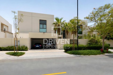 Villa de 5 dormitorios en Meydan, UAE No. 189980 31