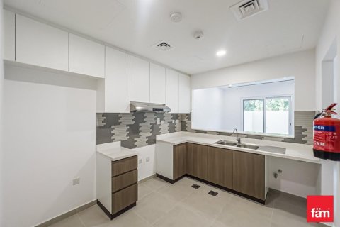 3 bedrooms Townhouse in Dubai, UAE No. 168821 8