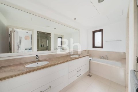 Villa de 4 dormitorios  No. 112905 13