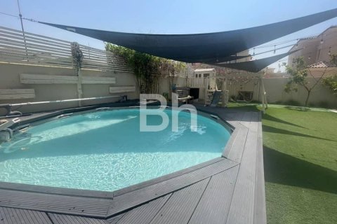 Villa de 4 dormitorios  No. 112905 20