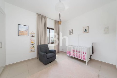 Villa de 4 dormitorios  No. 112905 11