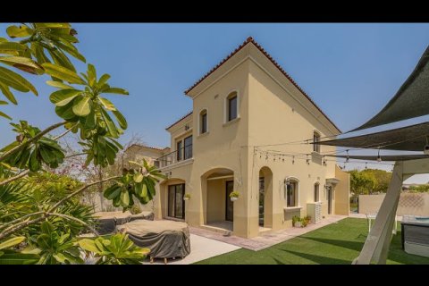Villa de 4 dormitorios  No. 112905 3