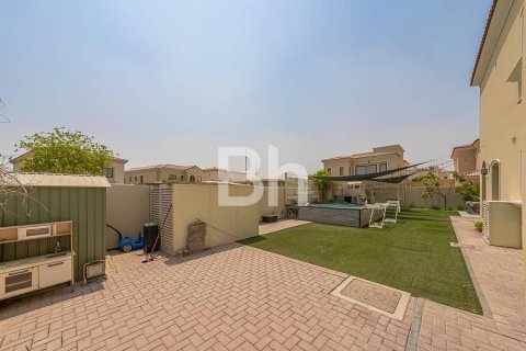 Villa de 4 dormitorios  No. 112905 22