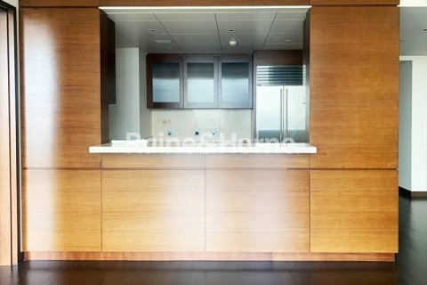 Квартира с 2 спальнями в Даунтаун Дубай (Даунтаун Бурдж Дубай), ОАЭ №156388 4