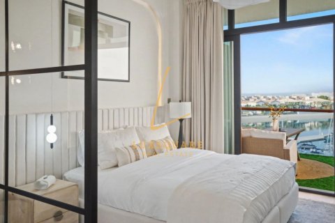 Studio Apartment in Palm Views, UAE No. 156390 6