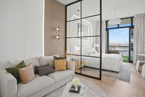 Studio Apartment in Palm Views, UAE No. 156390 3