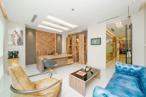 Офис 181м² в Bay Square, ОАЭ №156389