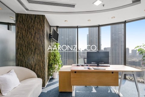 180m² Office in Business Bay, UAE No. 144901