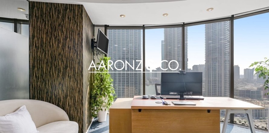 180m² Office in Business Bay, UAE No. 144901