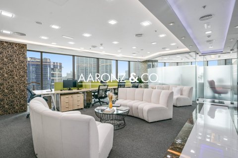 180m² Office in Business Bay, UAE No. 144901 3