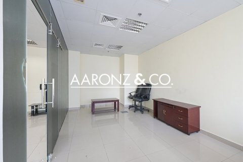 87m² Office in Business Bay, UAE No. 144907 4