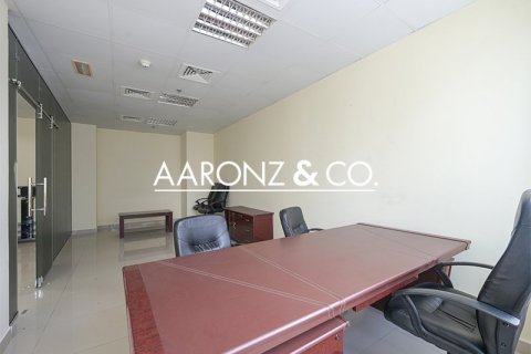 87m² Office in Business Bay, UAE No. 144907 5