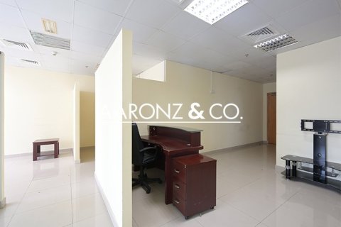 87m² Office in Business Bay, UAE No. 144907 11