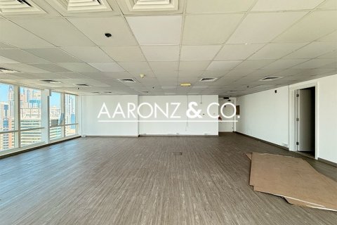123m² Office in Jumeirah Lake Towers, UAE No. 144905