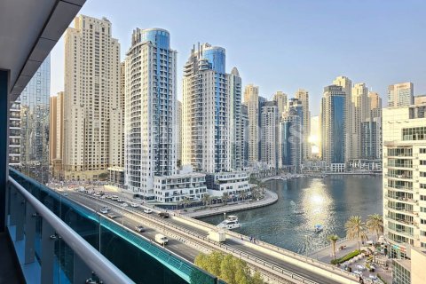 Квартира с 1 спальней в The Address Dubai Marina, ОАЭ №145805 8