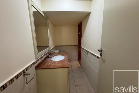 4 bedrooms Townhouse  No. 107923 13