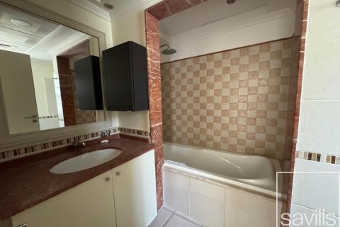 4 bedrooms Townhouse  No. 107923 11