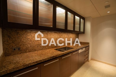 Квартира с 2 спальнями в Даунтаун Дубай (Даунтаун Бурдж Дубай), ОАЭ №161154 14