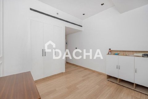 Квартира с 3 спальнями в District 15, ОАЭ №161157 7
