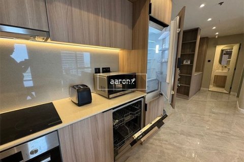 Квартира с 1 спальней в Джумейра Лейк Тауэрс, ОАЭ №82599 8