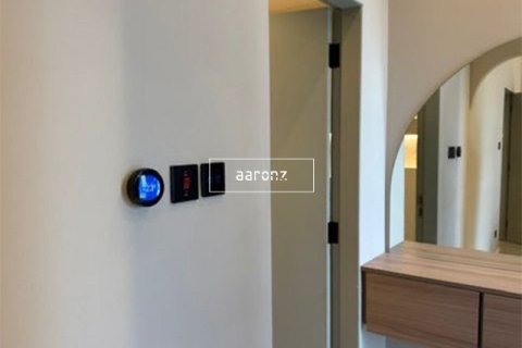Квартира с 1 спальней в Джумейра Лейк Тауэрс, ОАЭ №82599 2