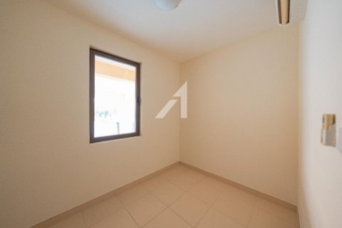 Villa de 3 dormitorios en Dubai, UAE No. 148037 3