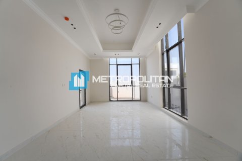 Villa de 5 dormitorios en Al Shamkha, UAE No. 148034 5