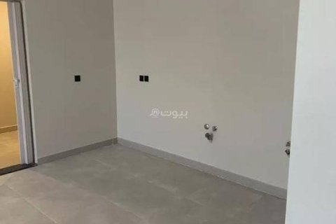 4 bedrooms Apartment in Riyadh, Saudi Arabia No. 98733 3