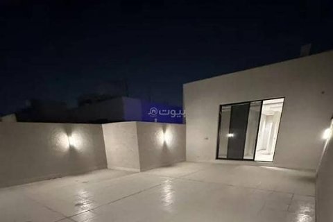 Квартира с 3 спальнями в Эр-Рияд, Саудовская Аравия №98731 1