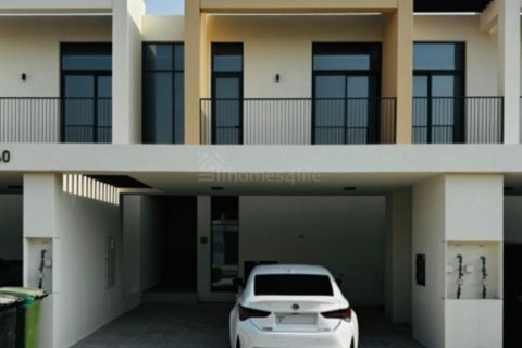 3 bedrooms Villa in EMAAR South, UAE No. 140616 10
