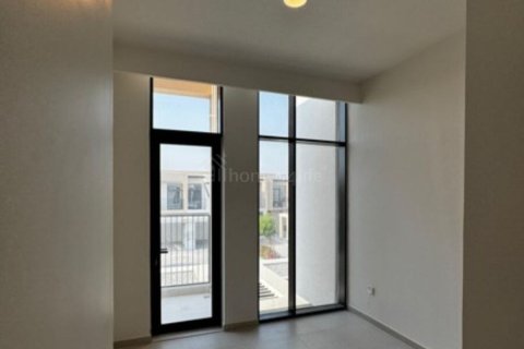 3 bedrooms Villa in EMAAR South, UAE No. 140616 13