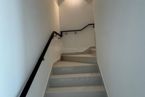 3 bedrooms Villa in EMAAR South, UAE No. 140616 8