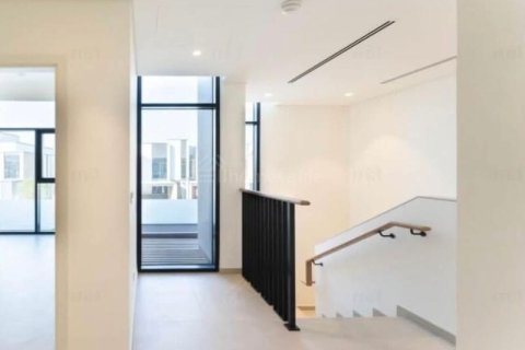 3 bedrooms Townhouse in Mudon, UAE No. 140613 11