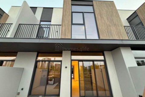 3 bedrooms Townhouse in Mudon, UAE No. 140613 15