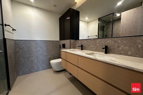 2 bedrooms Apartment in Dubai, UAE No. 126592 29